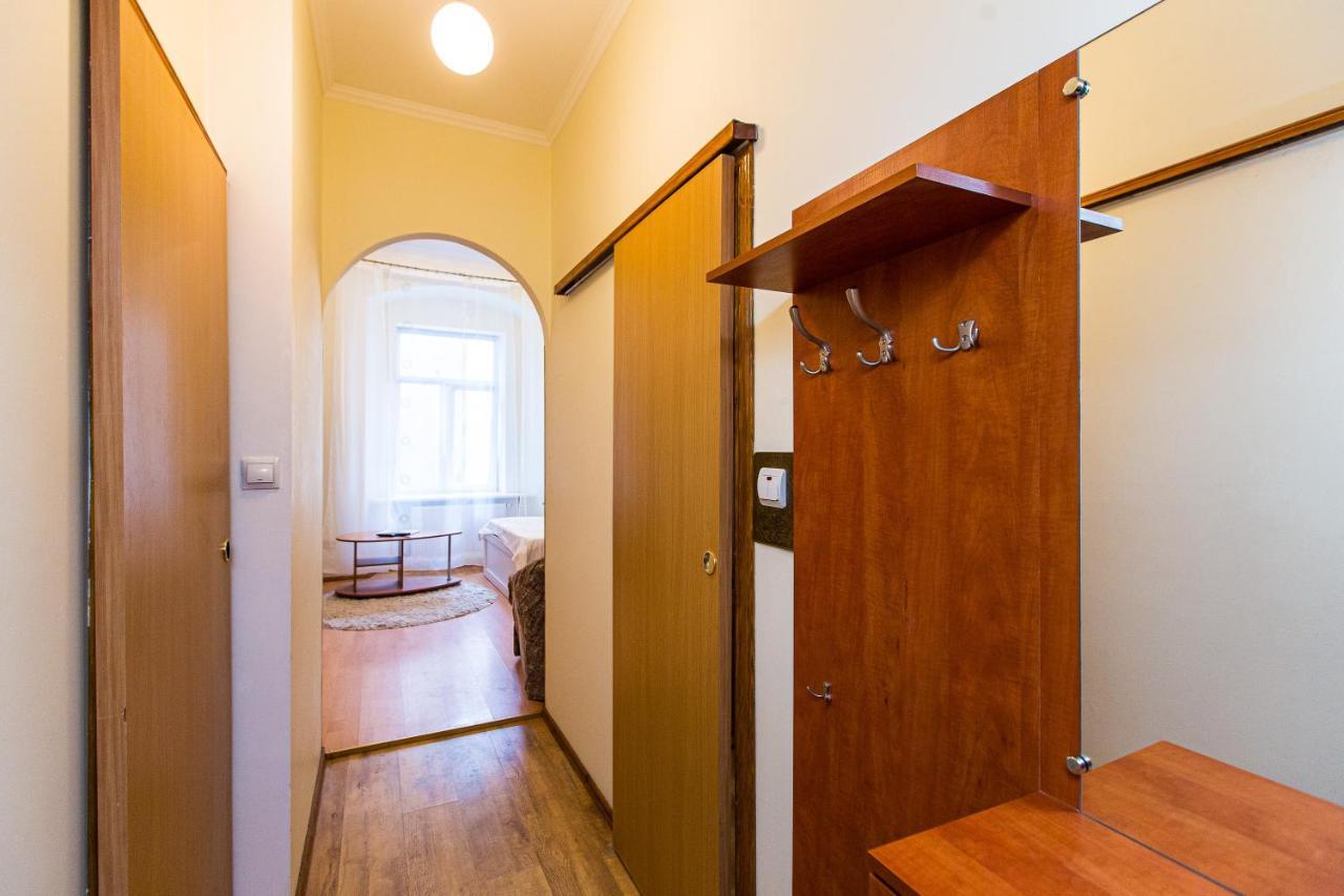 Біля Дзиги Сучасна Квартира На Вулиці Вірменській 35 Lvov Exteriér fotografie