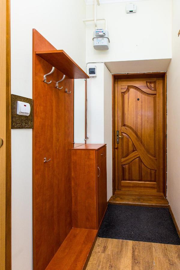 Біля Дзиги Сучасна Квартира На Вулиці Вірменській 35 Lvov Exteriér fotografie